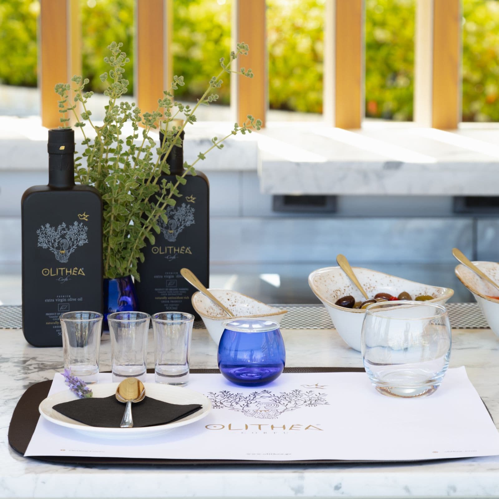 olive-oil-tasting