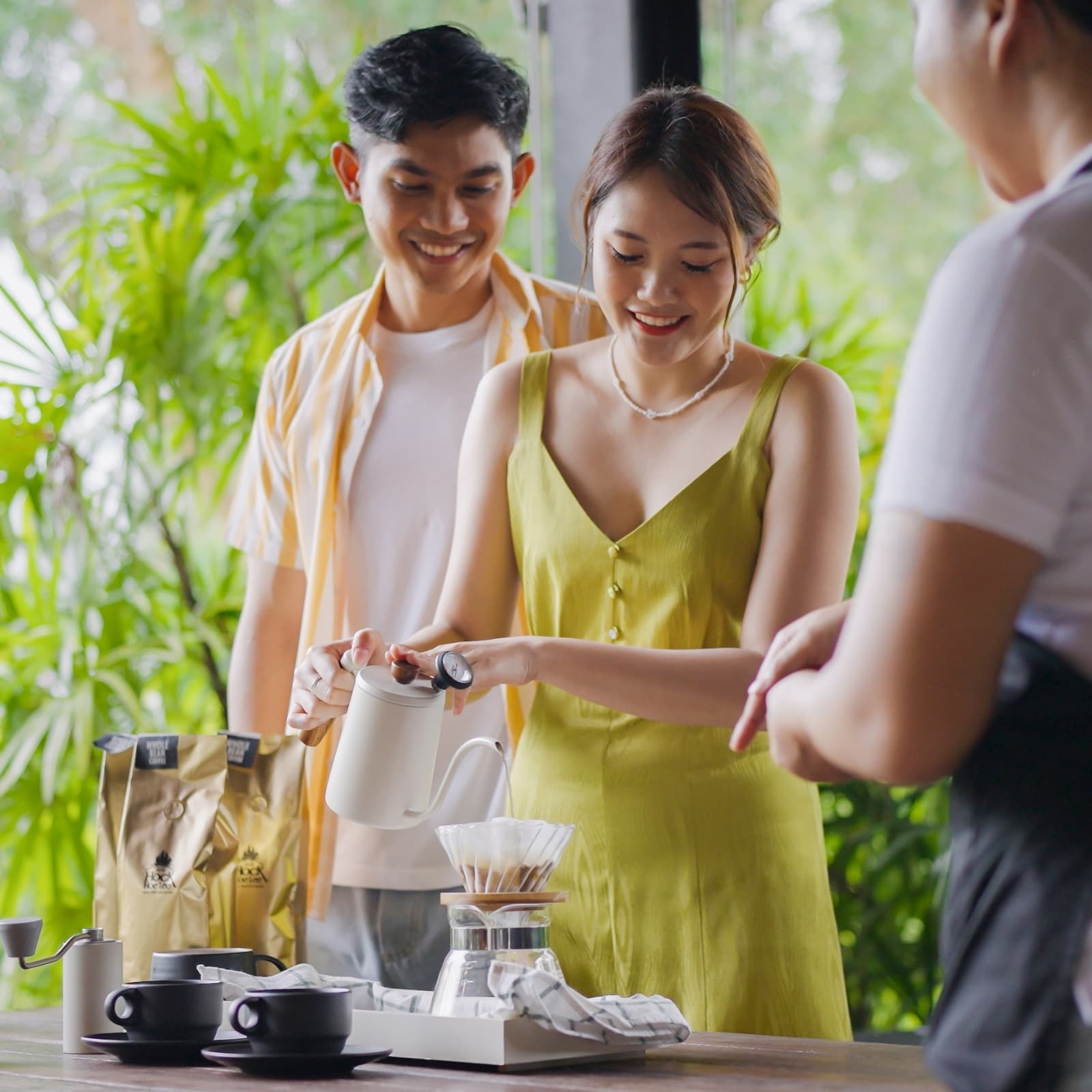 cassia-phuket-experience-hock-hoe-lee-coffee-workshop-card2.jpg