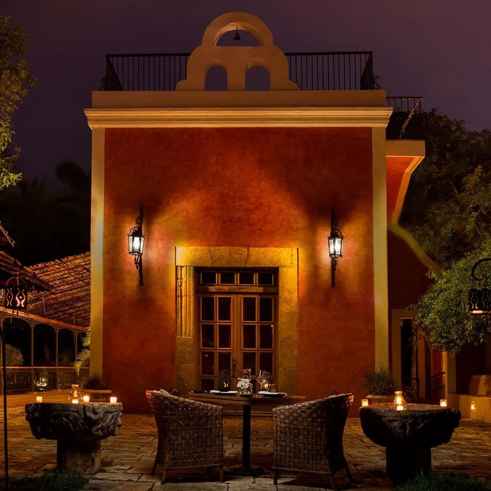 experience-romantic-dinner-candlelight.jpg