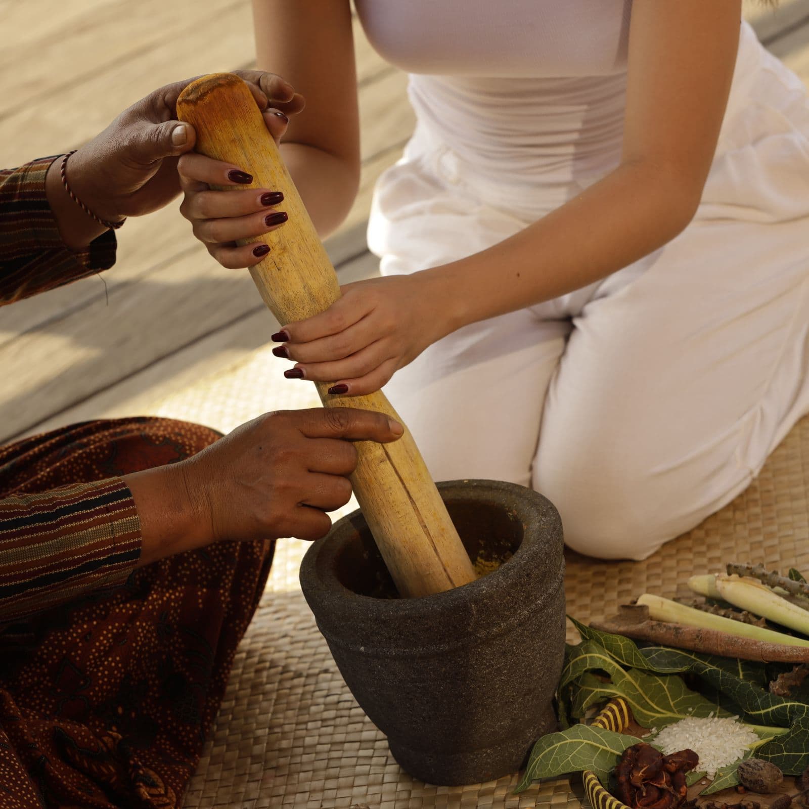 javanese-herbs-making