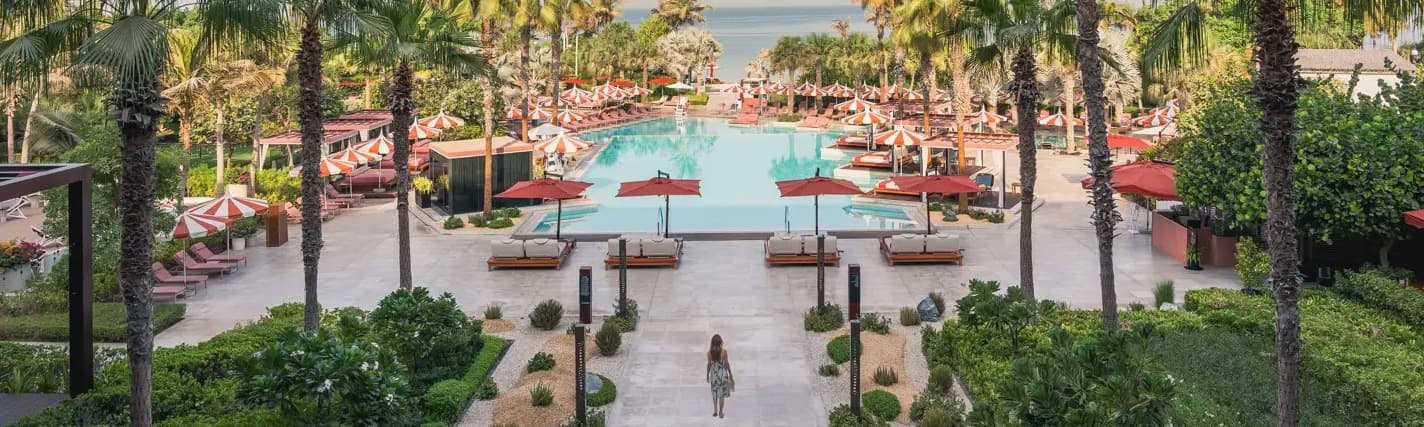 bt-dubai-offer-pool-beach-membership.jpg