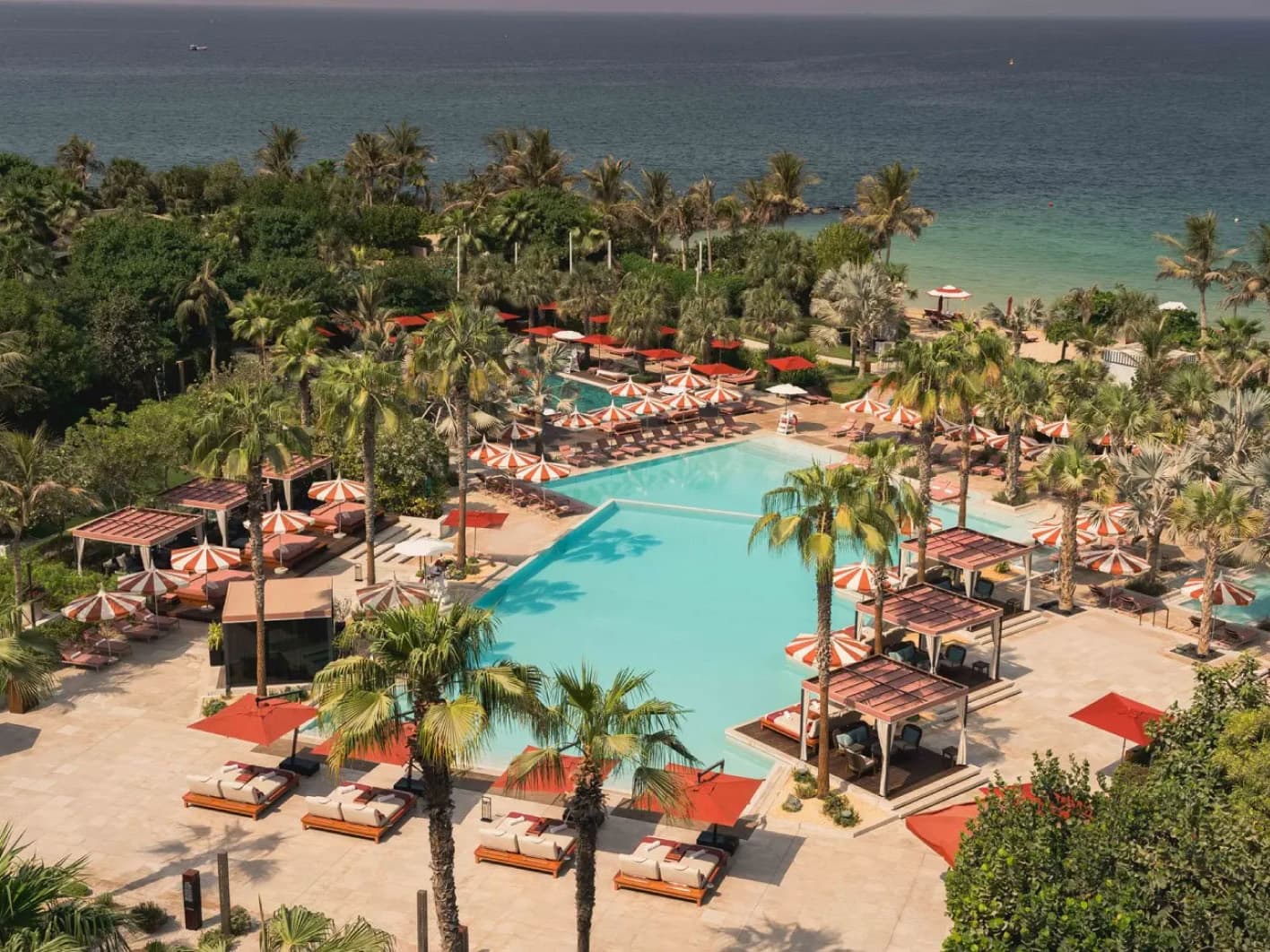 bt-dubai-offer-pool-beach.jpg
